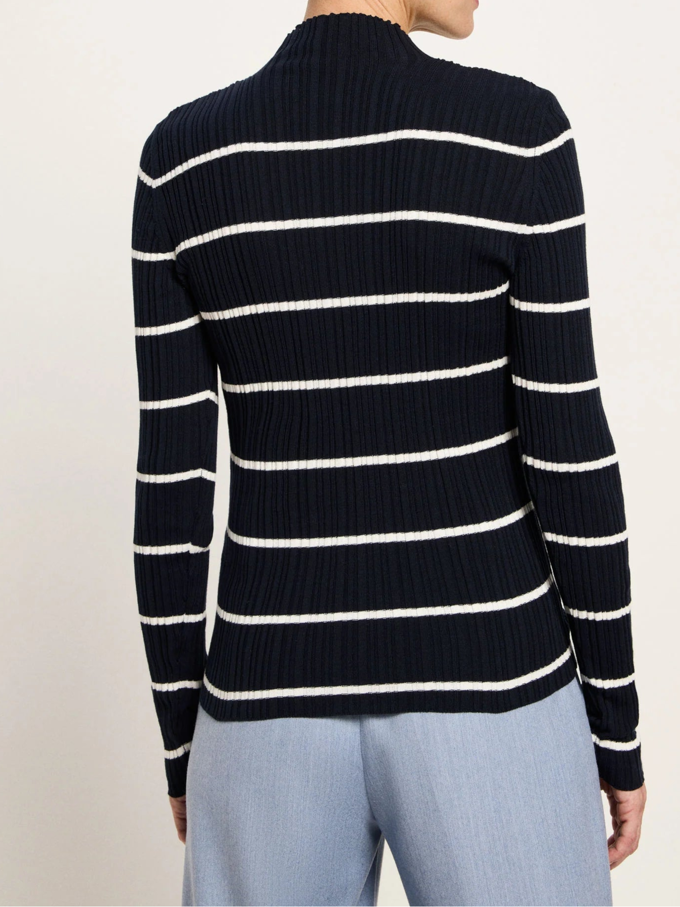 Rippenpullover