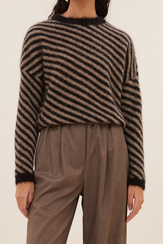 Diagonal Natural Pullover