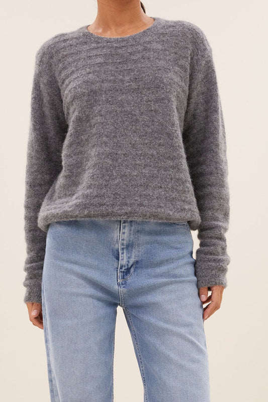 Gwen Pullover